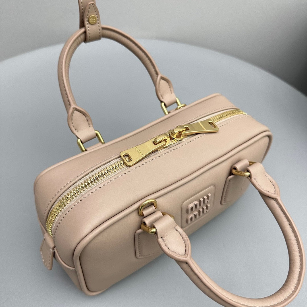 Arcadie Small 22 Bag In Baby Pink Calfskin
