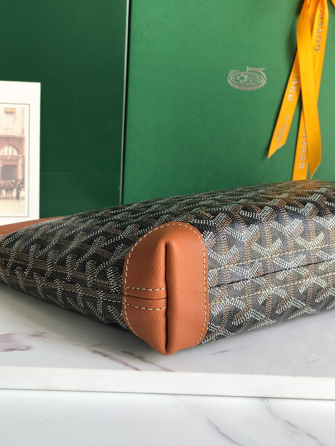 Conti Pouch 24 In Tan Lambskin And Black Goyardine Canvas