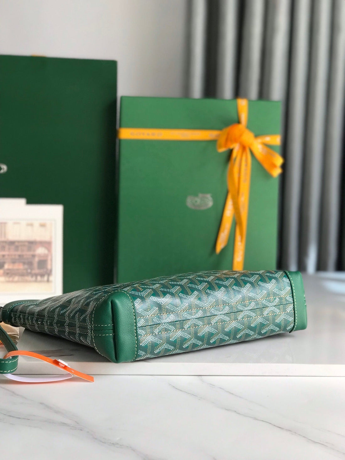 Conti Pouch 24 In Green Lambskin And Goyardine Canvas