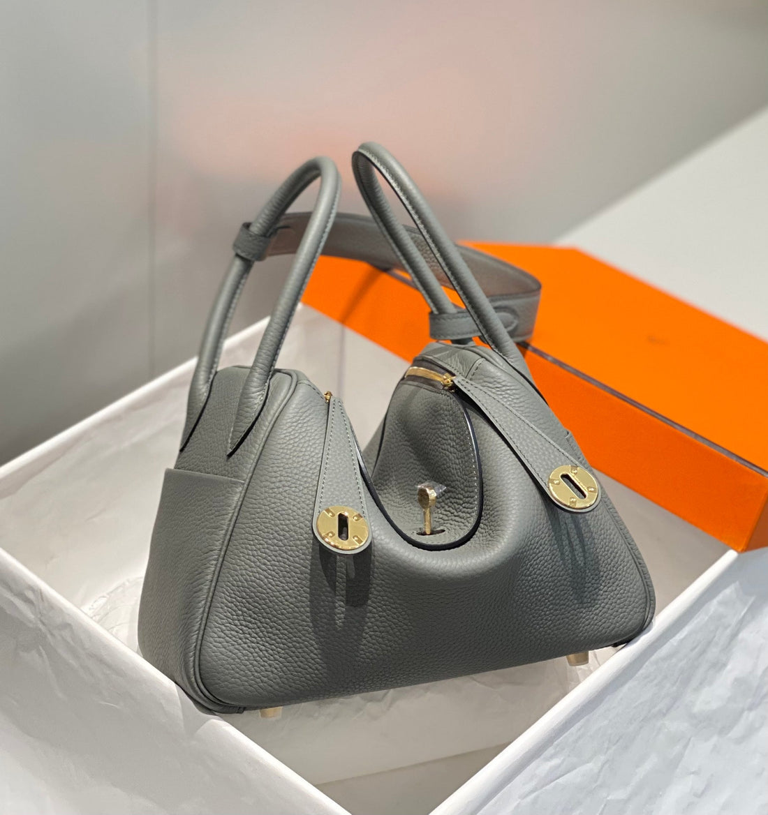 HM Lindy 26 Bag Gray Taurillon Clemence Leather