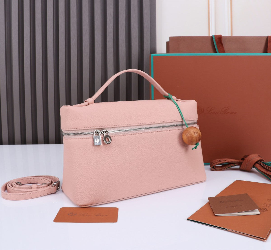 Extra Bag L27 In Blush Pink Grained Calfskin With Silver Hardware