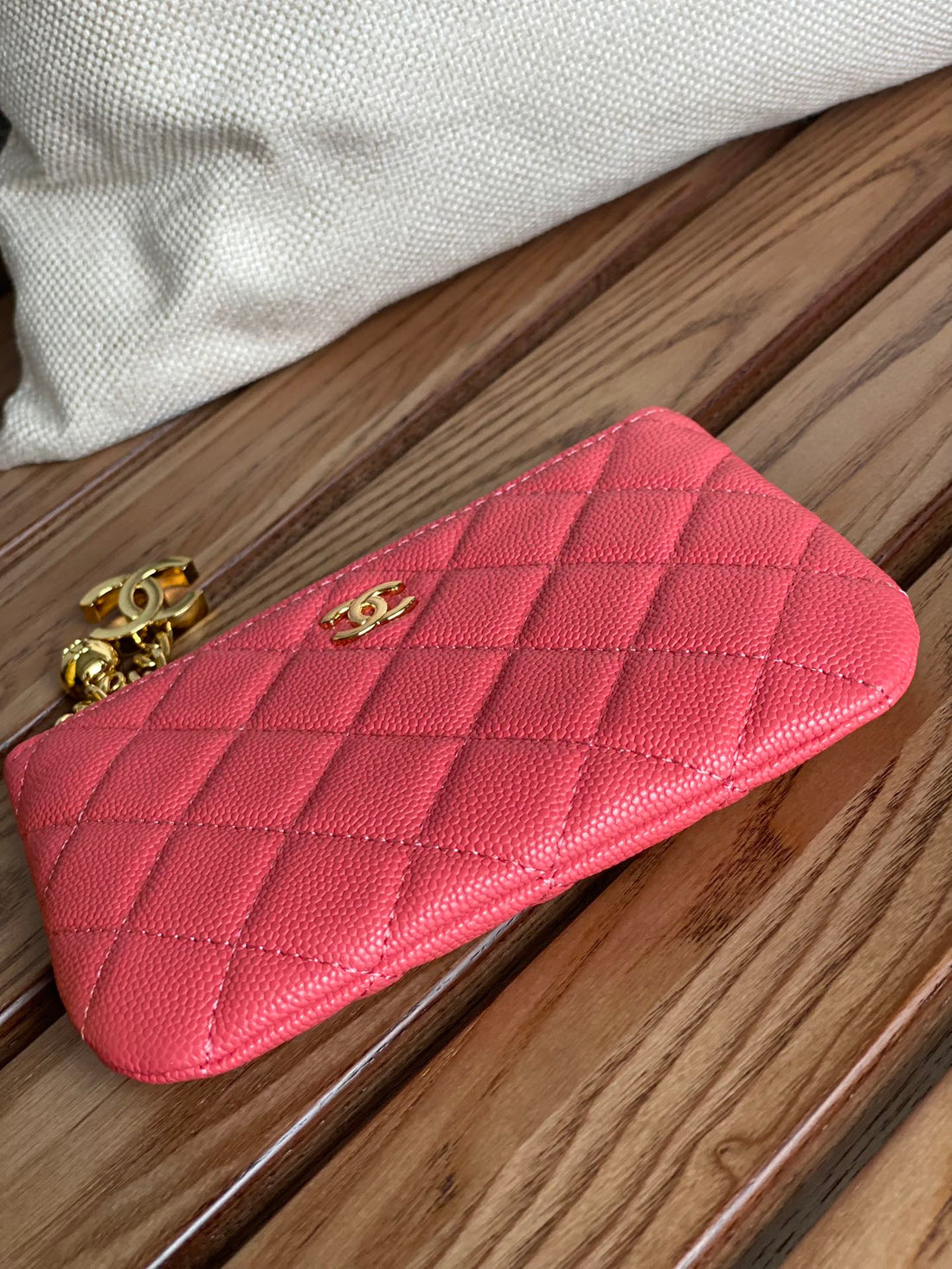 CC Zipped Wallet 14CM Light Red Caviar Gold Hardware