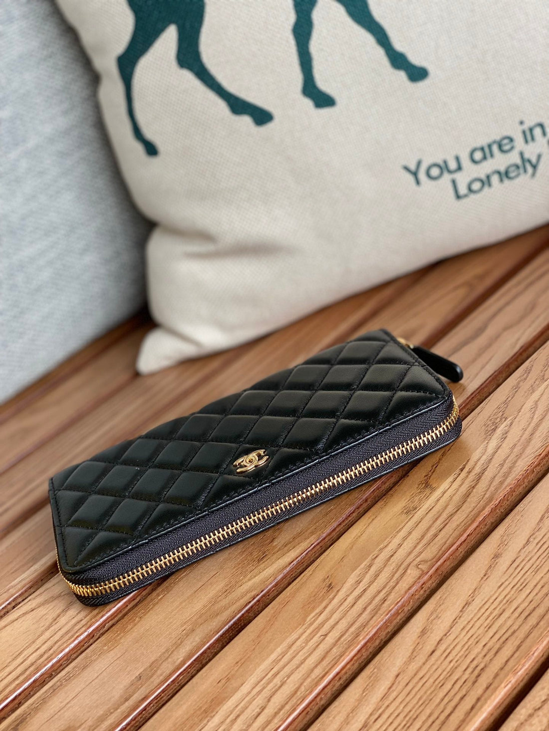 CC Zippy Long Wallet 19.5cm Black Sheepskin Ghw 223941
