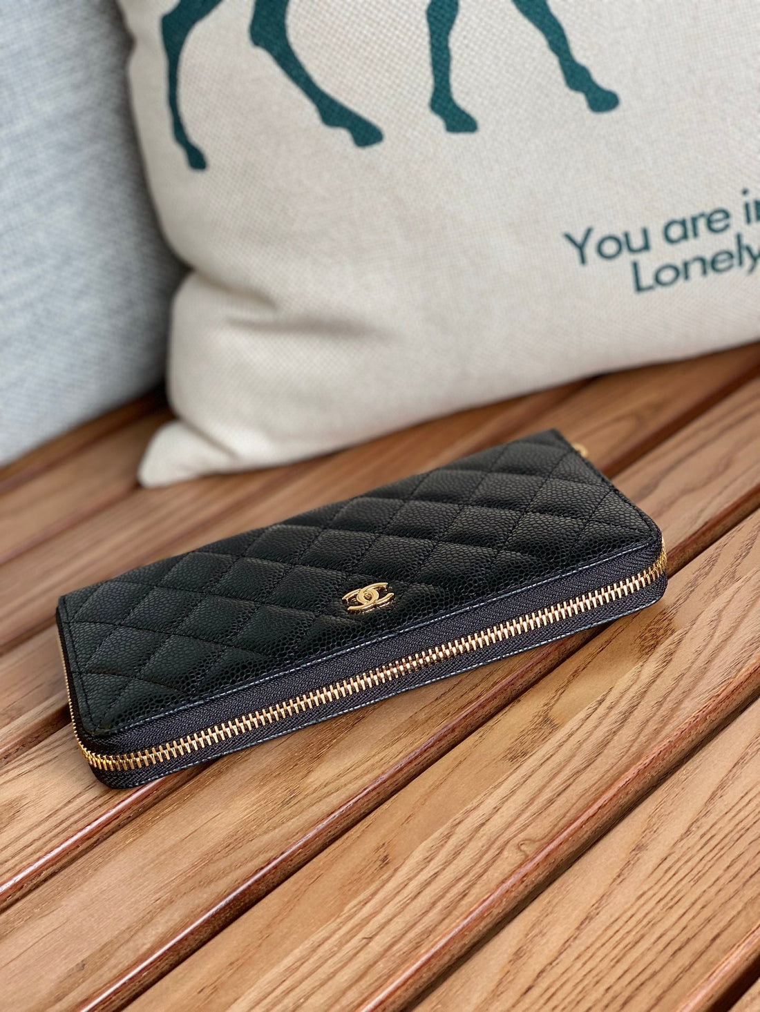 CC Zippy Long Wallet 19.5cm Black Caviar Ghw 223945