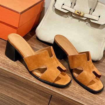 Helia 60 Gold Brown Suede Calfskin