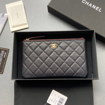 CC Zipped Wallet 20CM Black Quilted Caviar Gold Hardware