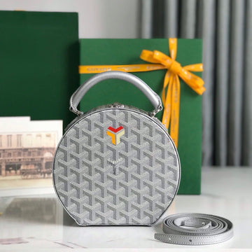 The Alto Hatbox Trunk Bag 18 In Gray Goyardine Canvas