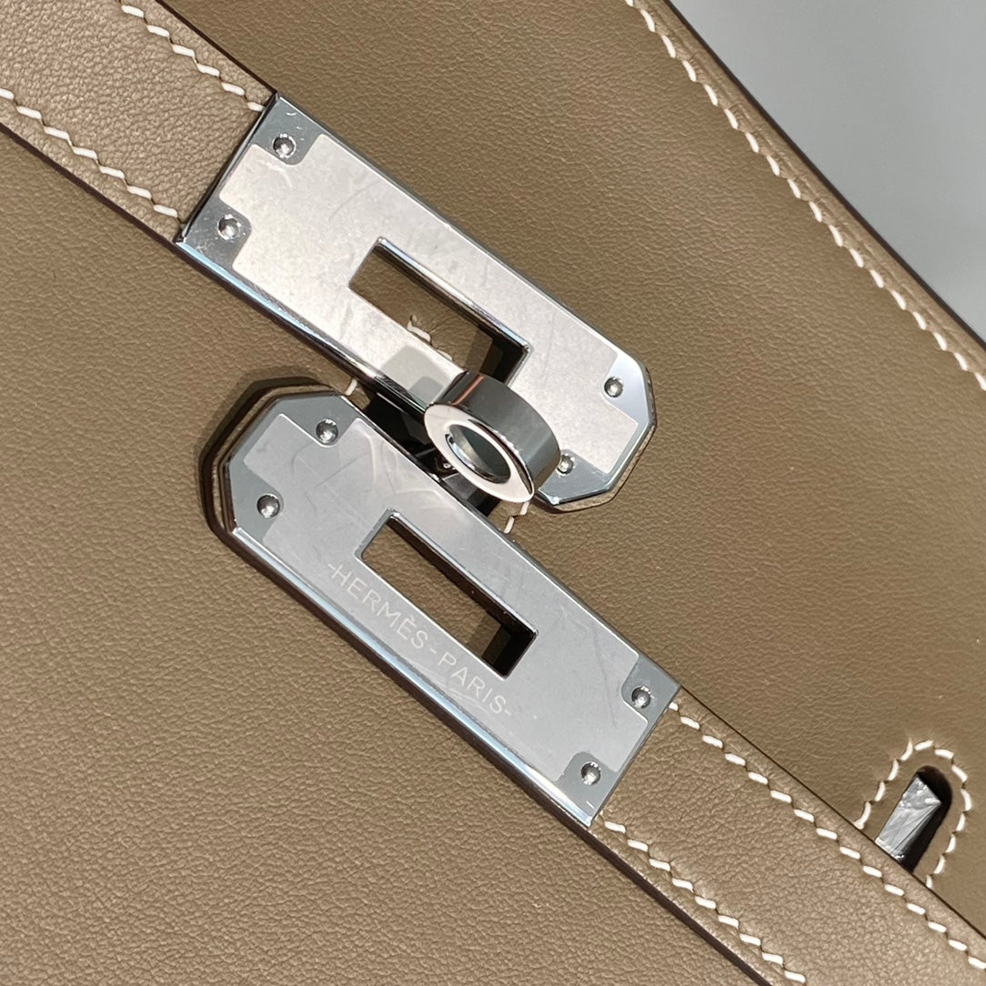 HM Jypsiere Shoulder Bag 23 In Wood Brown Calfskin Silver Hardware