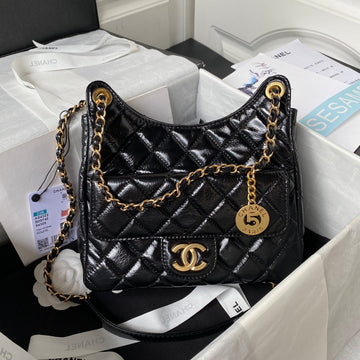 CC Hobo Bag 21.5 Black Oil Wax Leather