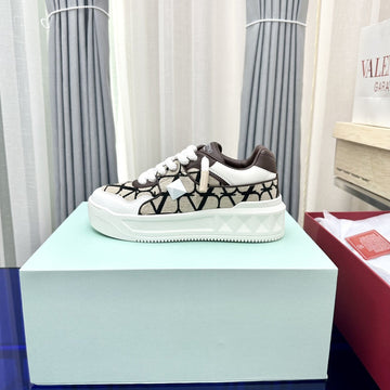 One Stud Xl Low-Top Sneaker Beige Black Nappa Leather And Toile Iconographe Fabric