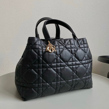 CD Large Toujours 37 Black Calfskin