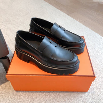 Hm Hitch Loafer Black Calfskin