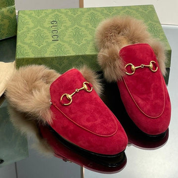 Horsebit Mule In Crimson Red Suede And Lamb Wool Lining