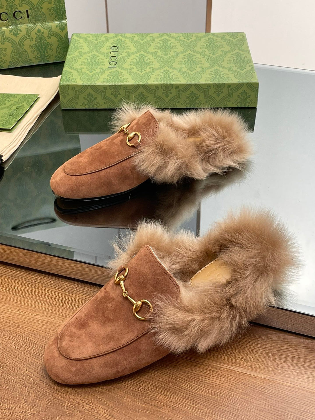 Horsebit Mule In Bronze Brown Suede And Lamb Wool Lining