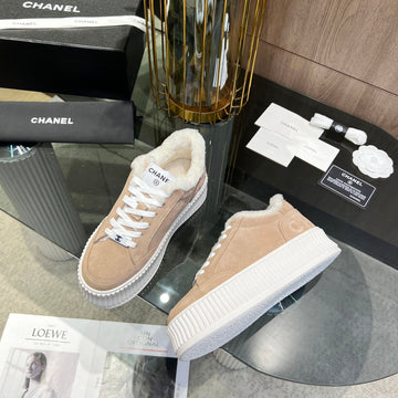 CC Sneaker Light Brown Suede With Fleece Lining 944566