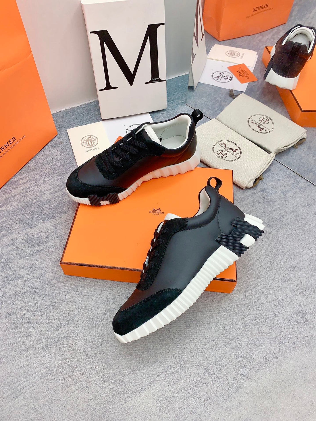 Hm Bouncing Sneaker In Black Lambskin 106423