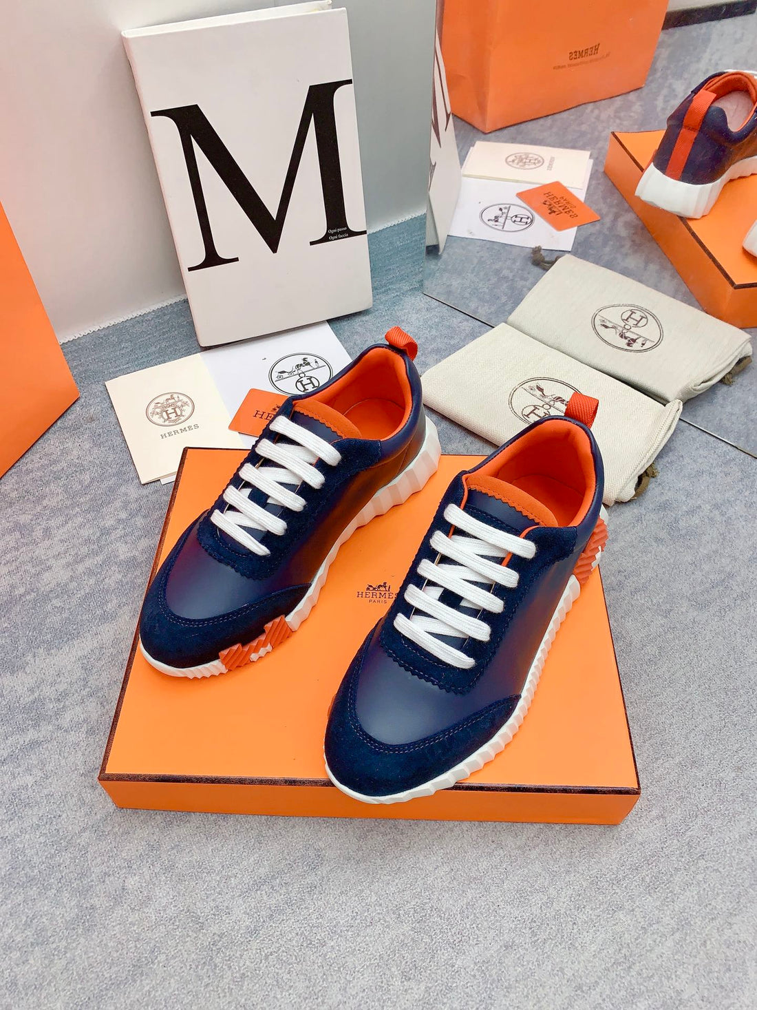 Hm Bouncing Sneaker In Navy Blue Lambskin 106425