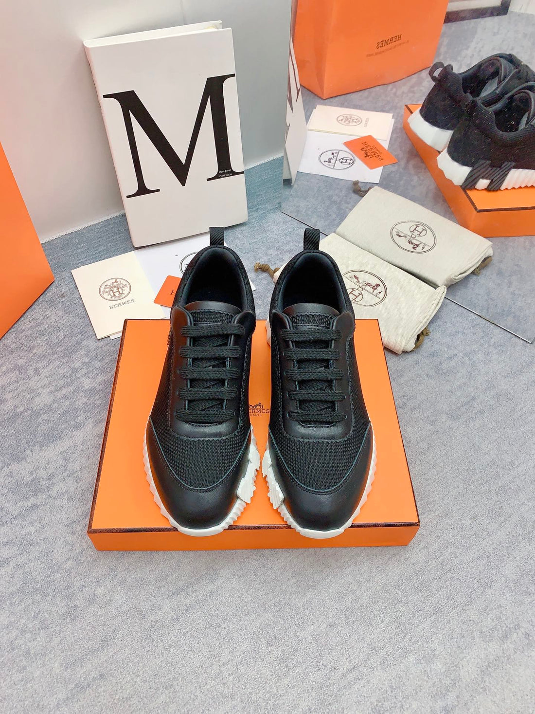 Hm Bouncing Sneaker In Black Mesh Fabric 106451