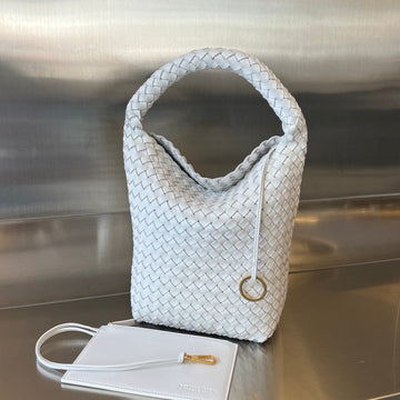Cabat Bucket 35 In White Lambskin