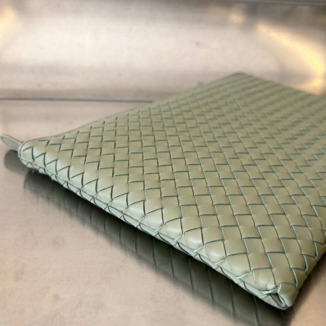 Intrecciato 30 In Light Grey Lambskin