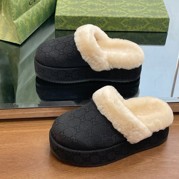 GG Molly Mule In Black Monogram Jacquard Fabric And Shearling Lining