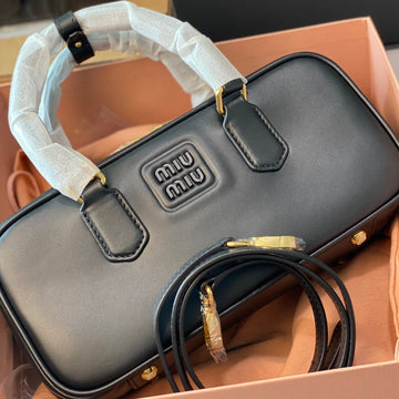 Arcadie 27 Bag In Black Leather