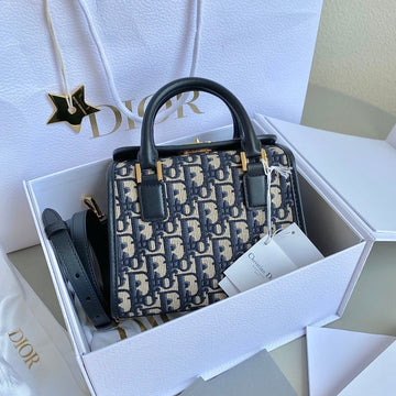 Boston 20 Handbag In Blue Oblique Jacquard