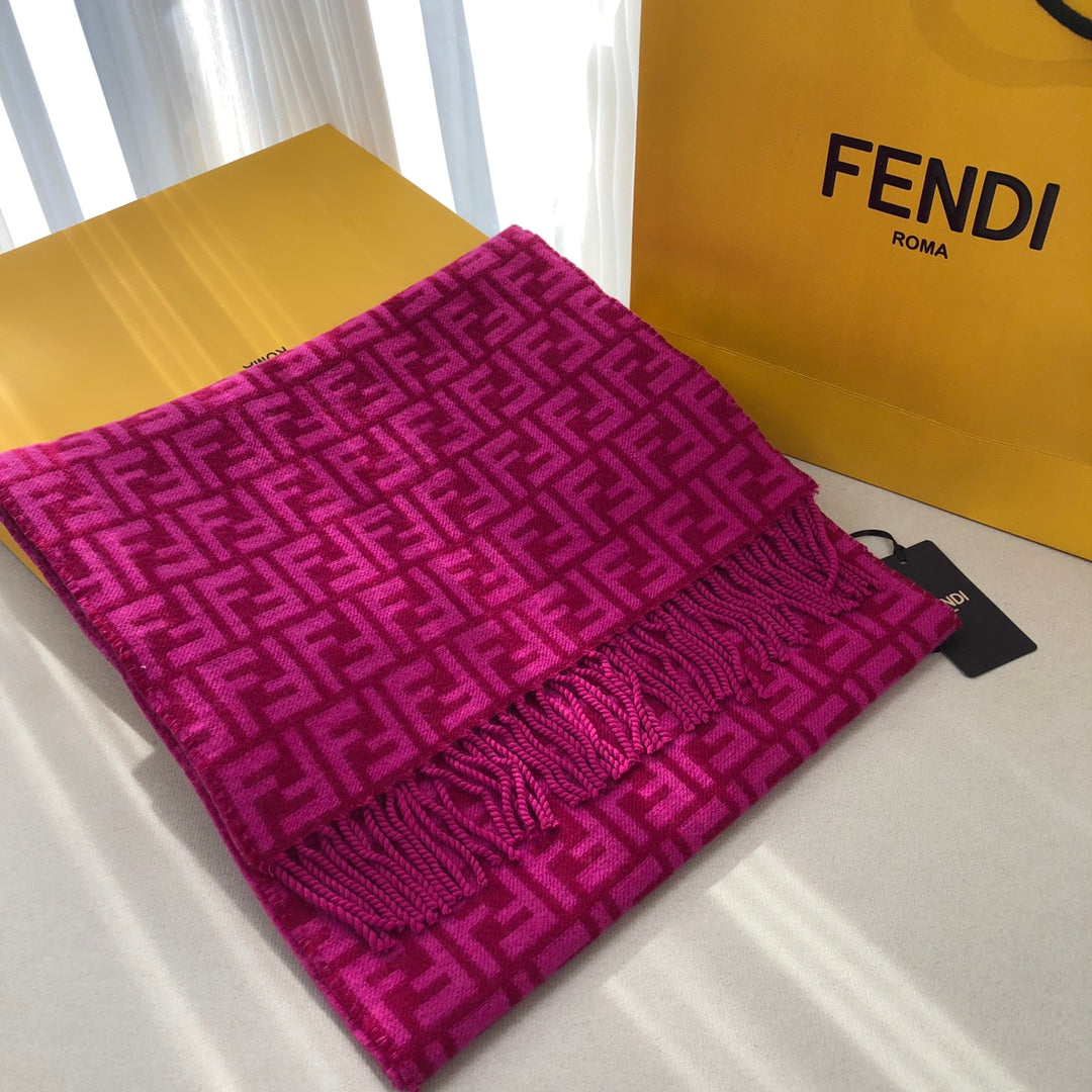 Ff 180 Cm Scraf In Magenta Purple Cashmere And Wool