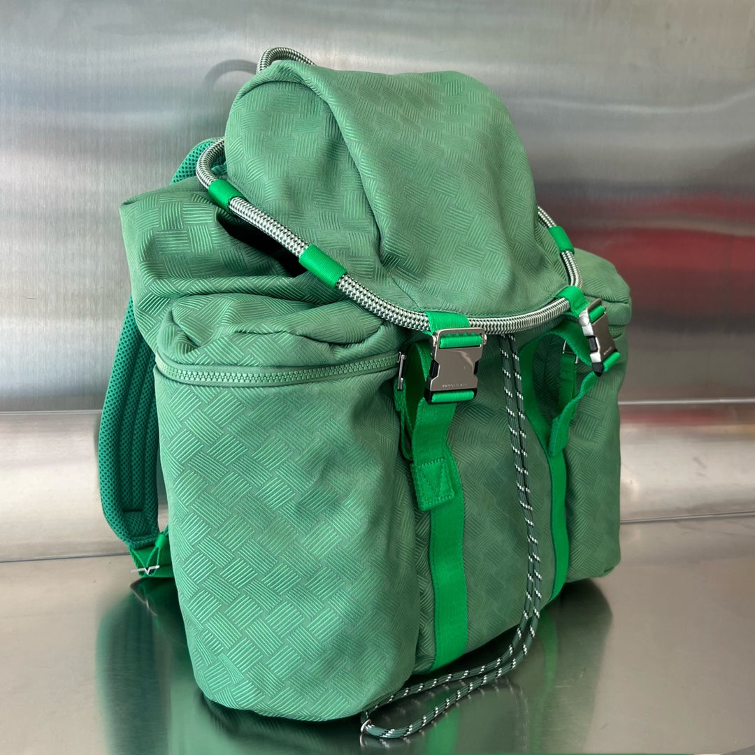 Alto 42 Backpack In Cool Green Jacquard Fabric