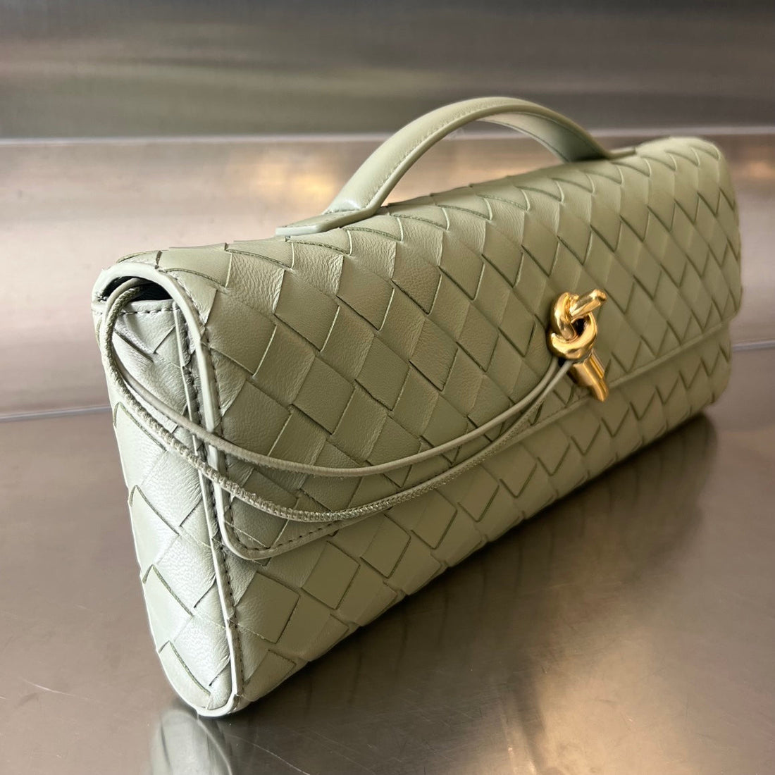 Bv Long Clutch Andiamo With Handle 31CM Light Green Calfskin Ghw