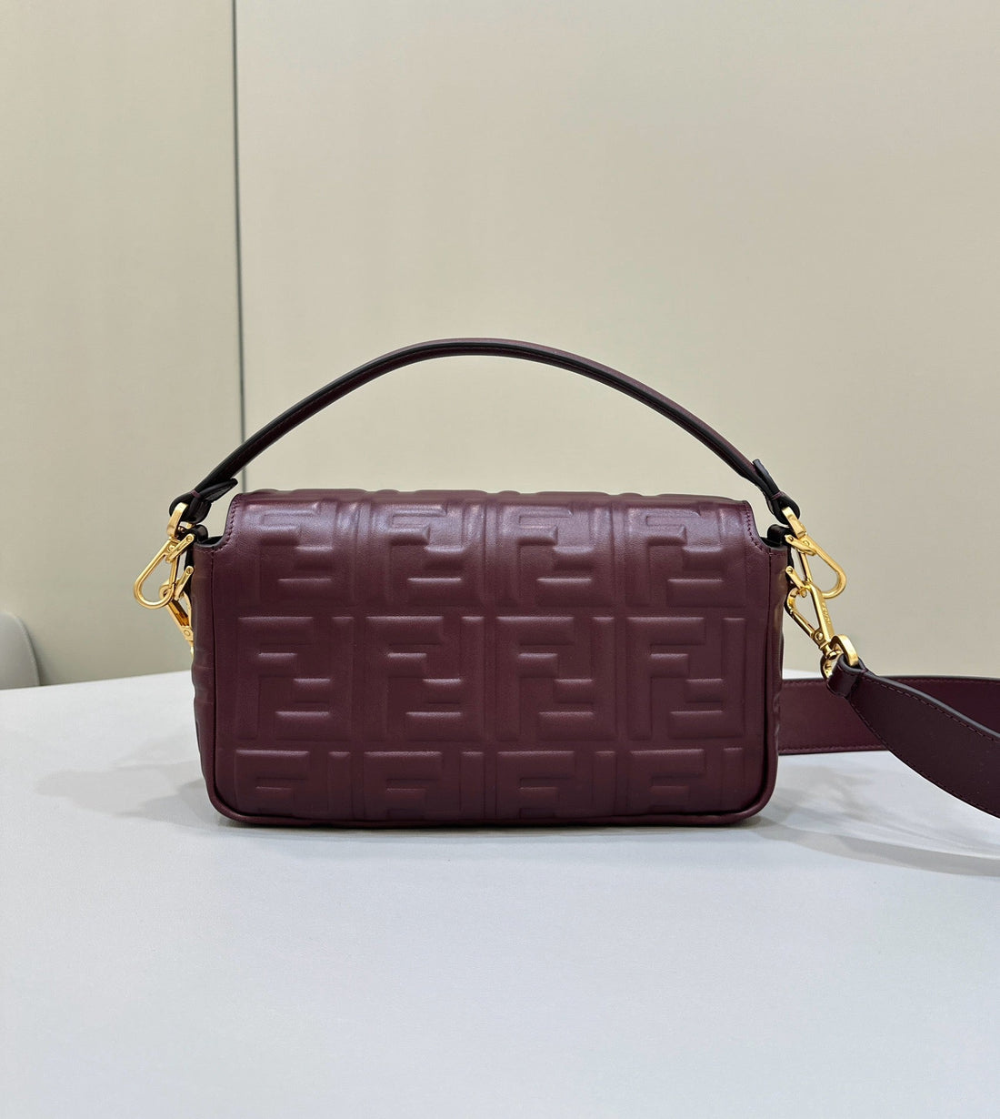 Baguette 27CM Burgundy Lambskin Gold Hardware