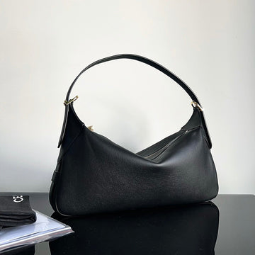 Underarm Bag 34 Black Soft Calfskin