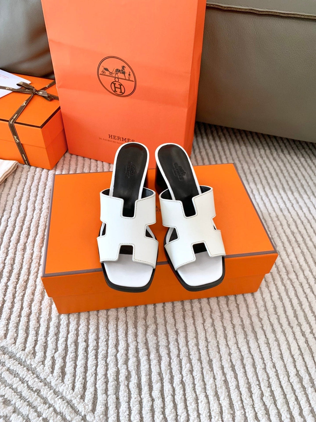 Hm Helia 60 Sandal White Lambskin 963251