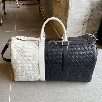 Medium Intrecciato 50 Cabin Duffle In Black White Calfskin
