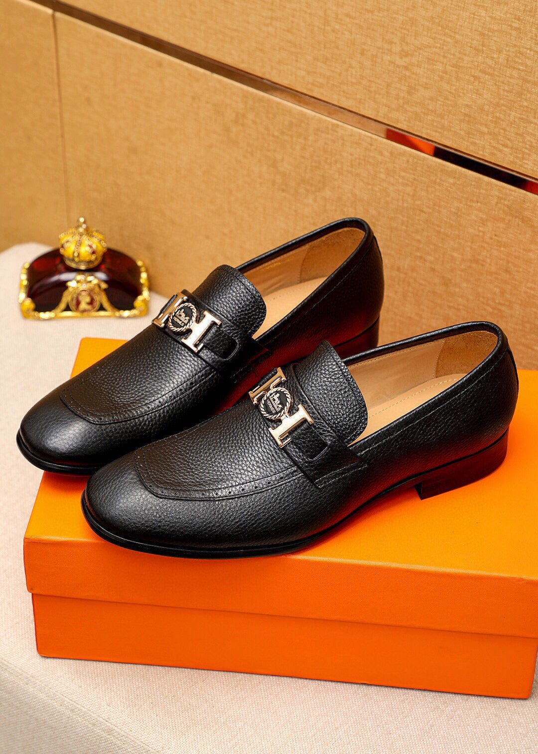 Hm Gold H-Buckle Loafer Black Grained Calfskin