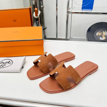 0RAN Sandal Gold Suede Goatskin