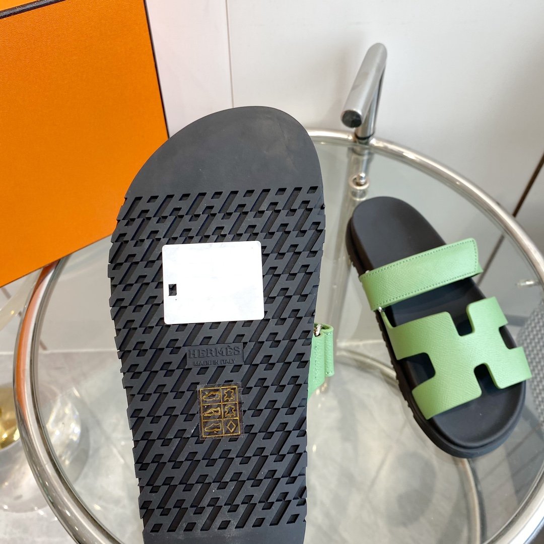 Chypre Epsom Sandal Light Green Leather