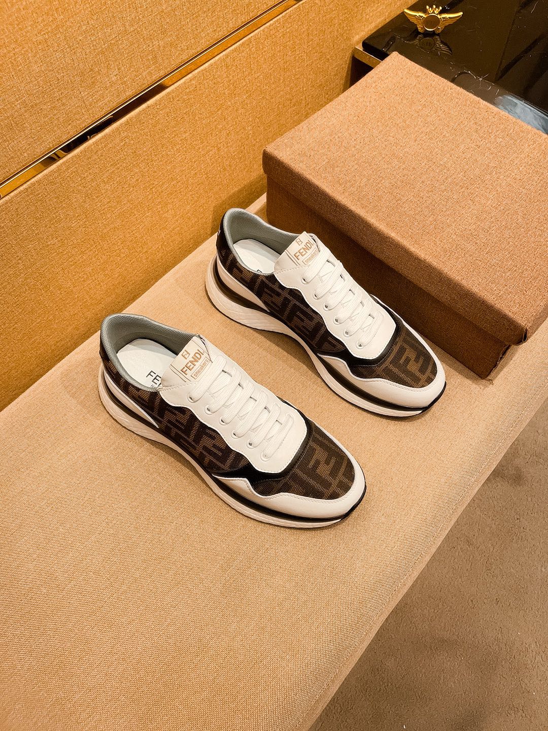 CD Salvatore Ferragamo Sneaker White And Brown Jacquard