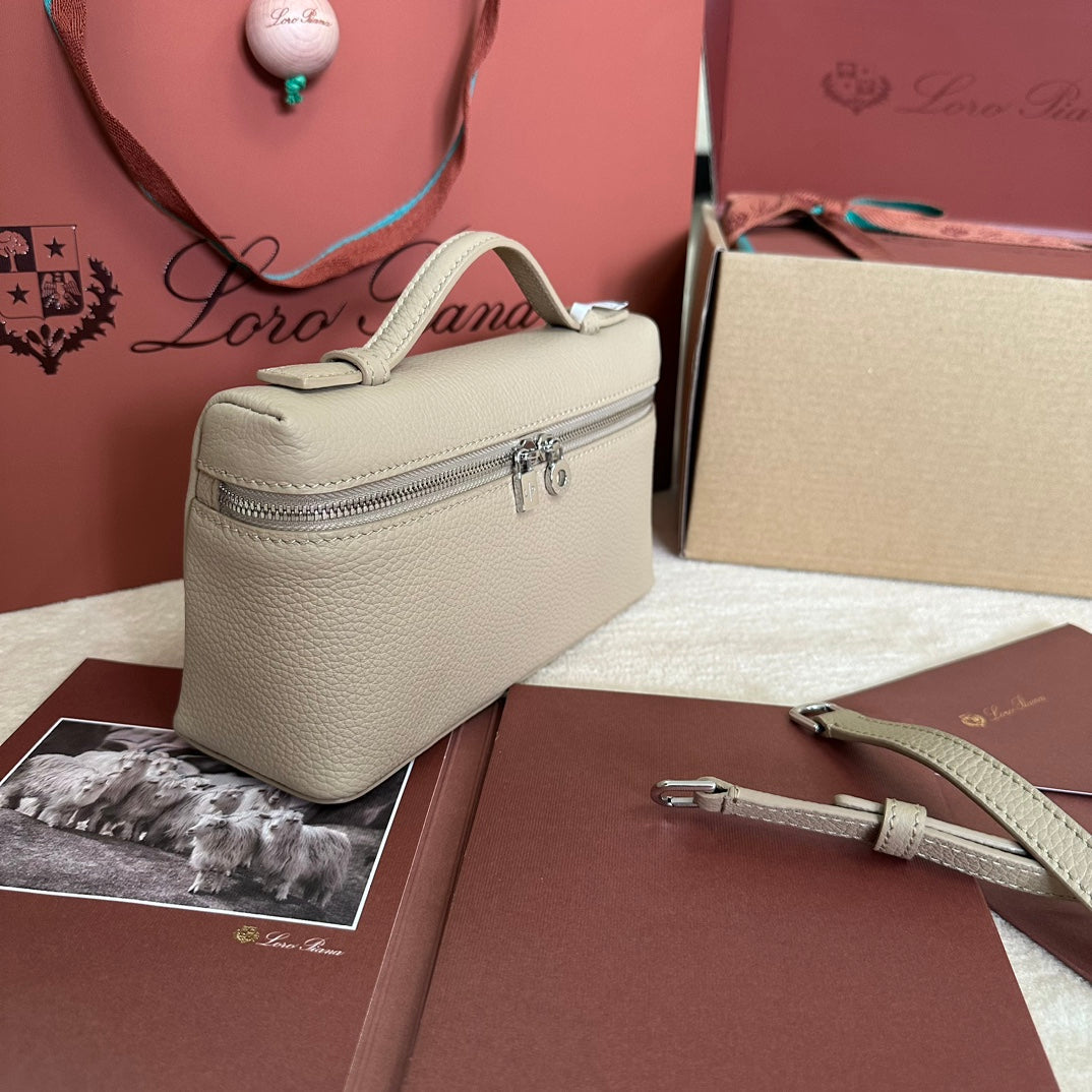 Extra Pocket L19 In Desert Brown Grained Calfskin With Silver Hardware