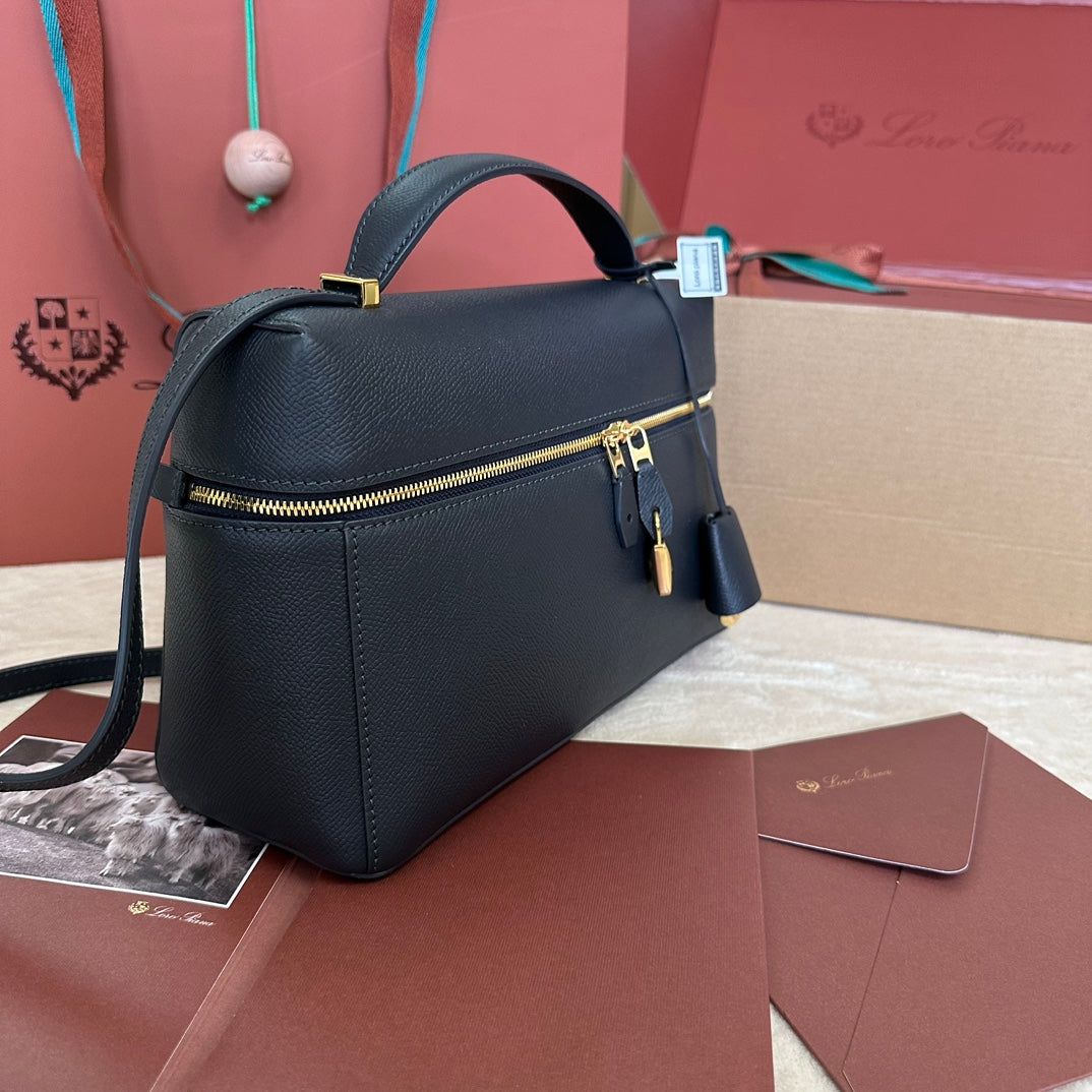 Extra Bag L27 In Black Grained Calfskin With Gold Hardware