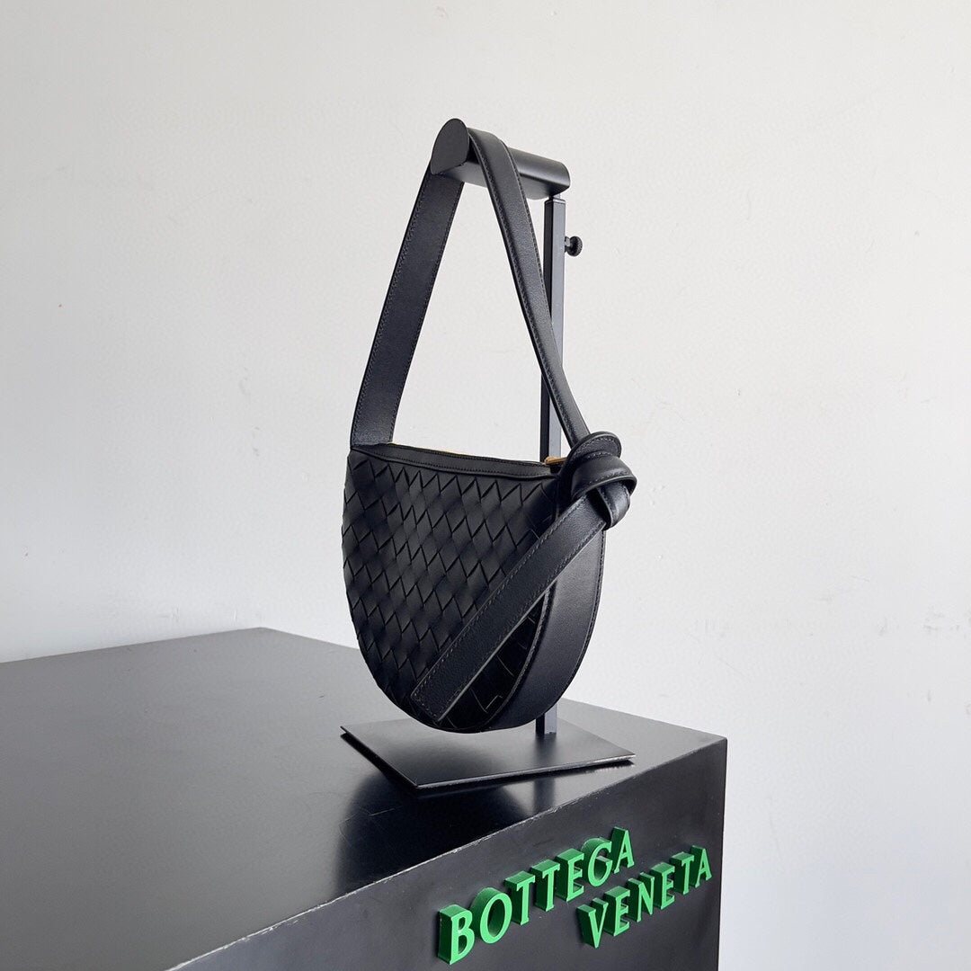 Bv Mini Sunrise 23CM Black Calfskin Ghw