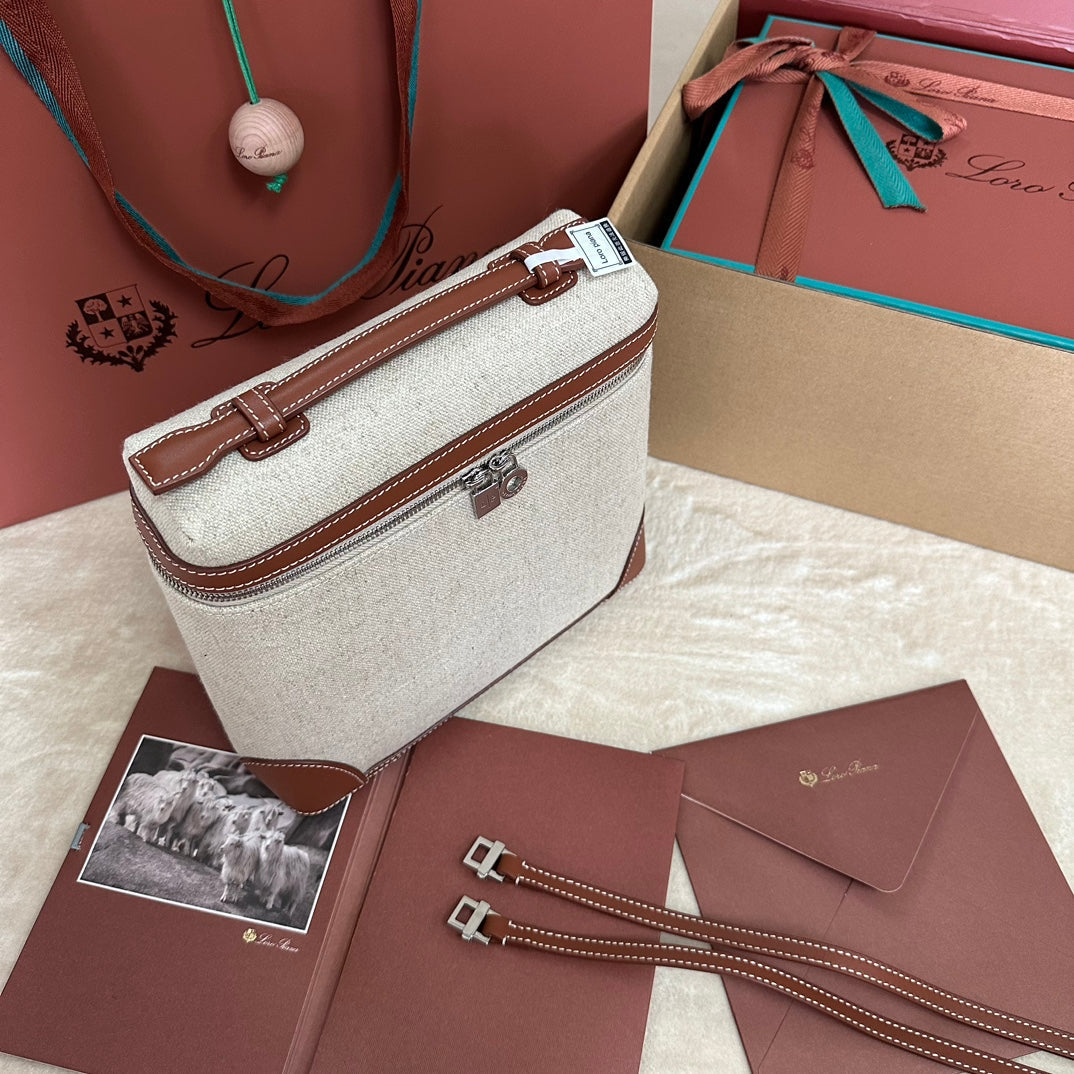 Extra Pocket Backpack L23.5 In White Canvas And Bronze Brown Calfskin