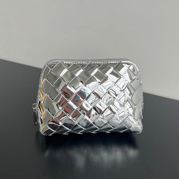 Intrecciato 16 Bag In Silver Lambskin