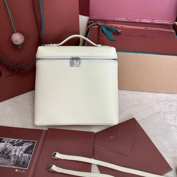 Extra Pocket Backpack L23.5 In White Calfskin With Silver Hardware