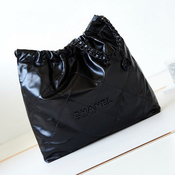 CC 22 Hobo Black Calfskin Black Hardware