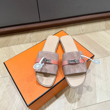 Gabriel Sandal Pastel Pink Suede