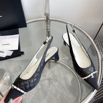 CC Slingback Pumps 45 Black Quilted Lambskin Black Grosgrain Pointed Toe 582849