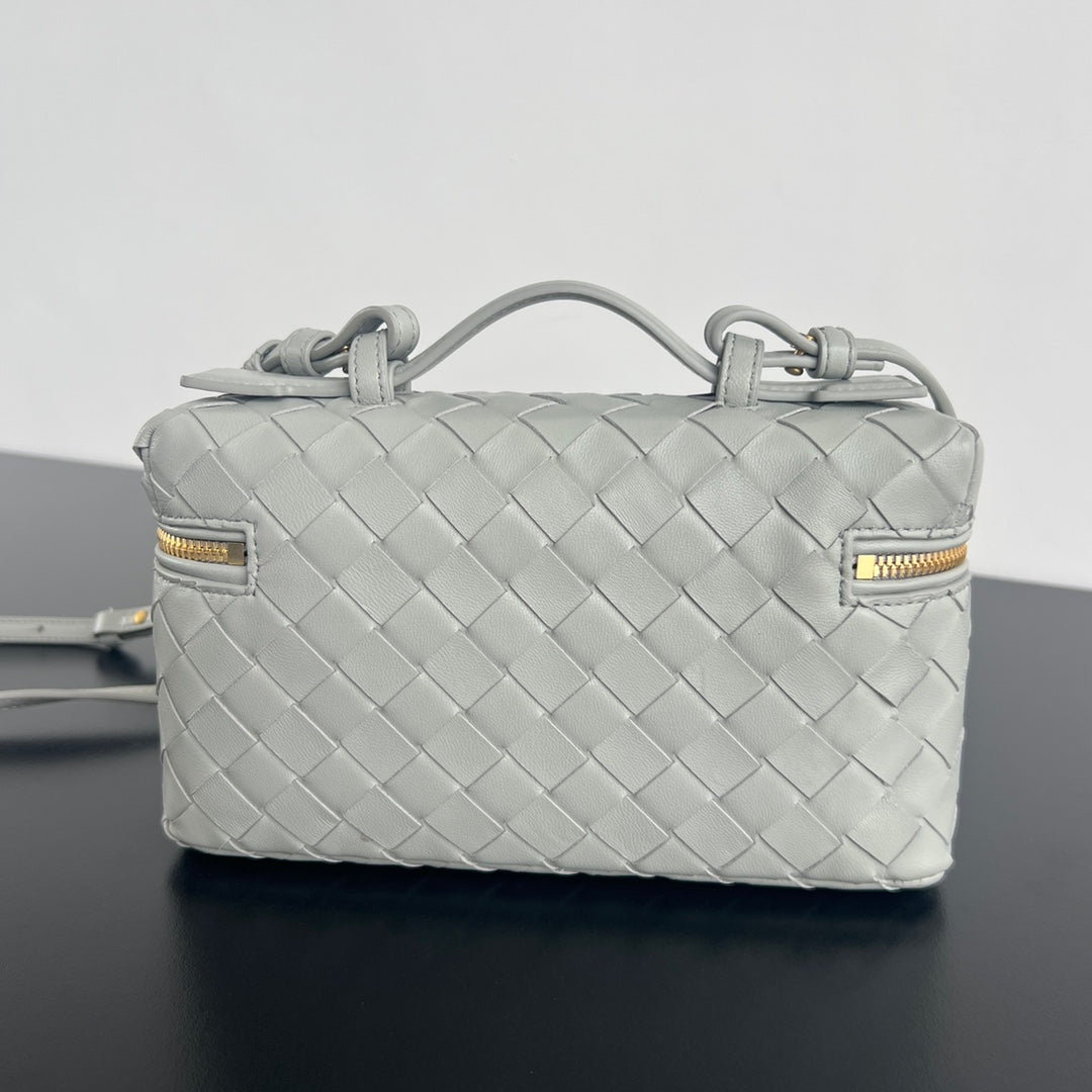 Bang Bang 22 Vanity Case In Grey Coin Calfskin