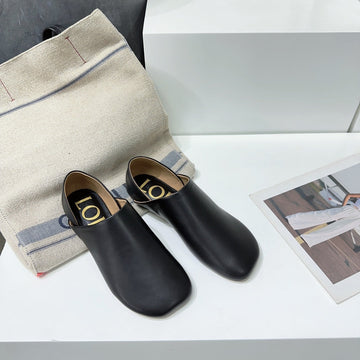 Toy Slipper In Black Goatskin