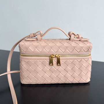 Bang Bang 22 Vanity Case In Light Pink Calfskin